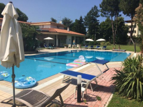 Гостиница B&B Villa Maria  Монтезильвано